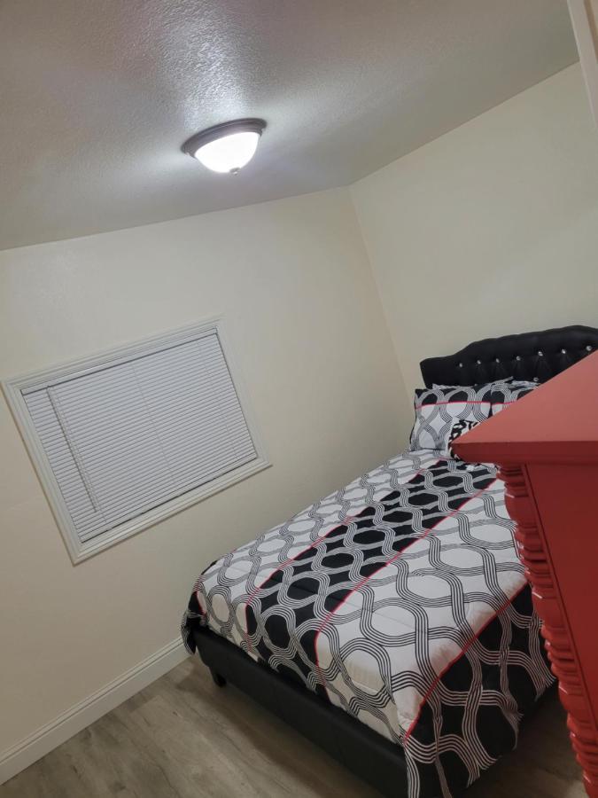 Adorable 1 Bedroom Apartment 瓦列霍 外观 照片